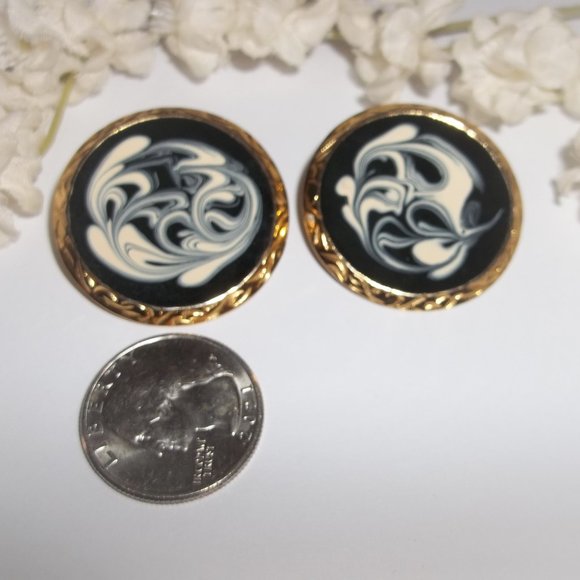 VINTAGE Earrings Black Cream Gold Swirl Circle Statement Jewelry Set Pair A018 - Picture 2 of 5